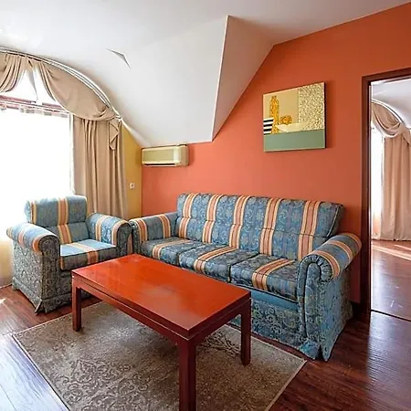 Royal Hotel 3*