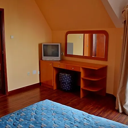 Royal Golden Sands